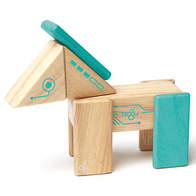 tegu-future-robo-magnetic-wooden-block-01