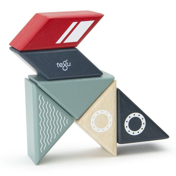 tegu-travel-pal-tugboat-magnetic-wooden-blocks- (3)