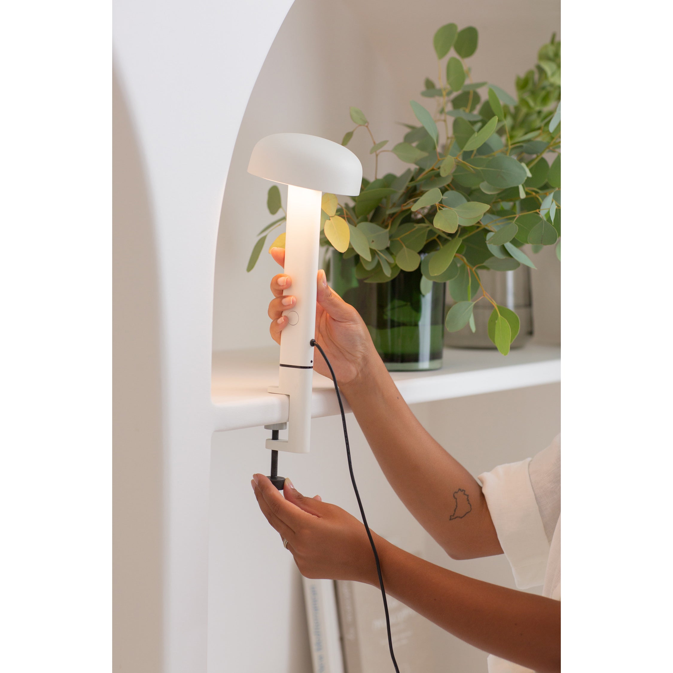 tiptoe-clamp-lamp-eucalyptus-grey-ttoe-tla035st1ez033- (21)