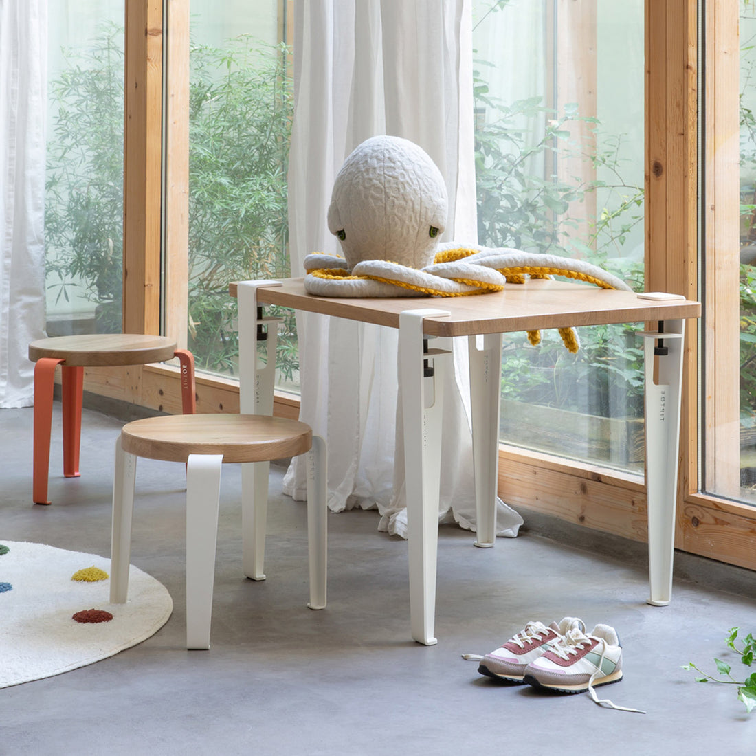 tiptoe-kids-desk-solid-oak-tabletop-with-legs-cloudy-white-70x50cm-tipt-stt07005023s01-tle050st1mz100- (7)