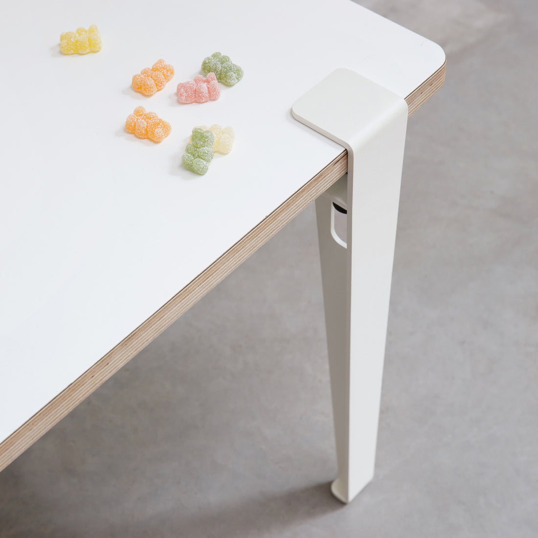 tiptoe-kids-table-leg-cloudy-white-50cm-tipt-tle050st1mz100- (4)