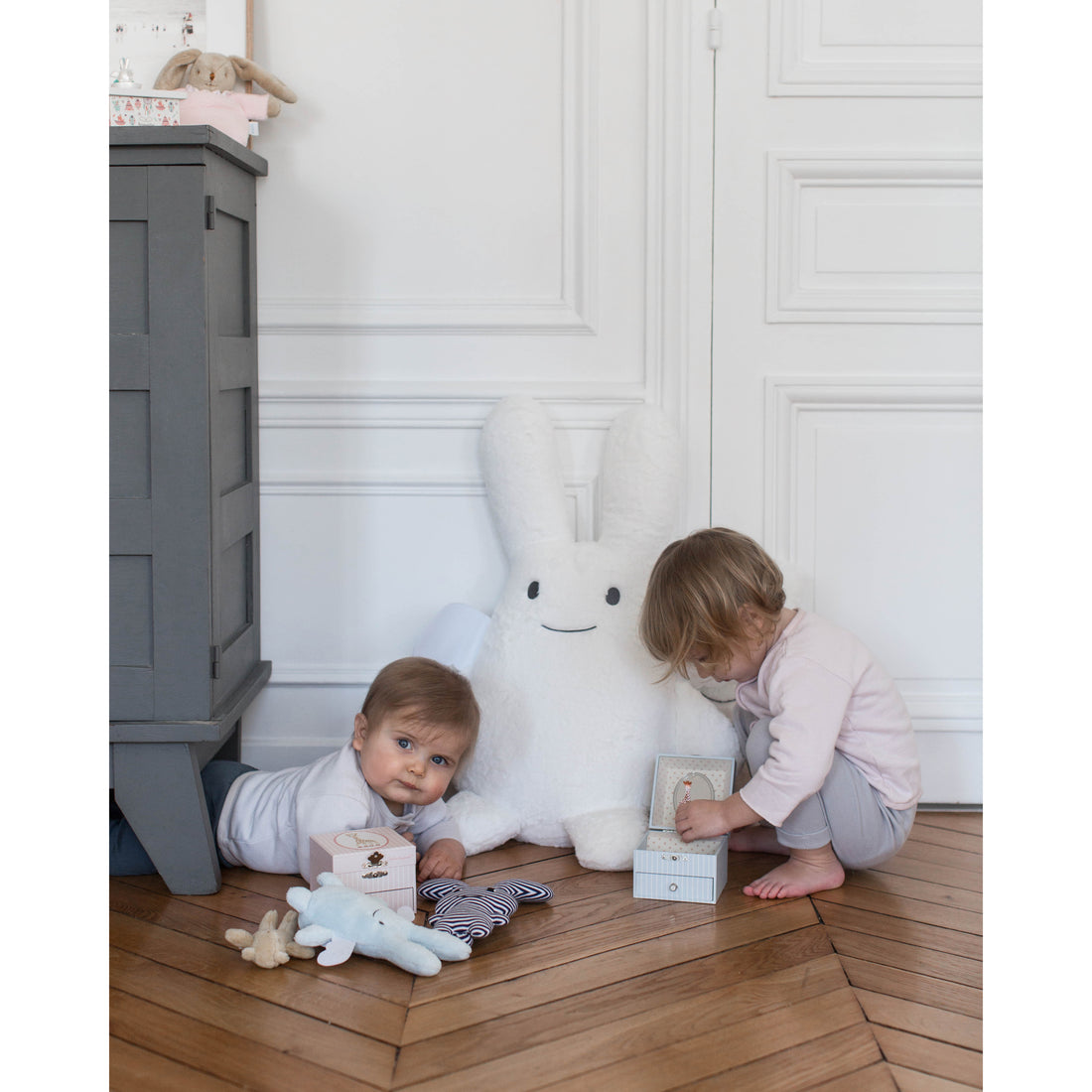 trousselier-photolumin-scent-musical-cube-box-sophie-the-giraffe-pink- (8)