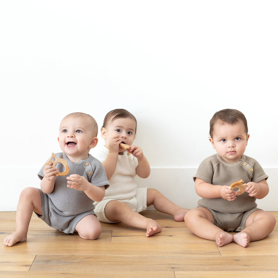 zestt-knit-baby-romper-short-soft-white- (4)